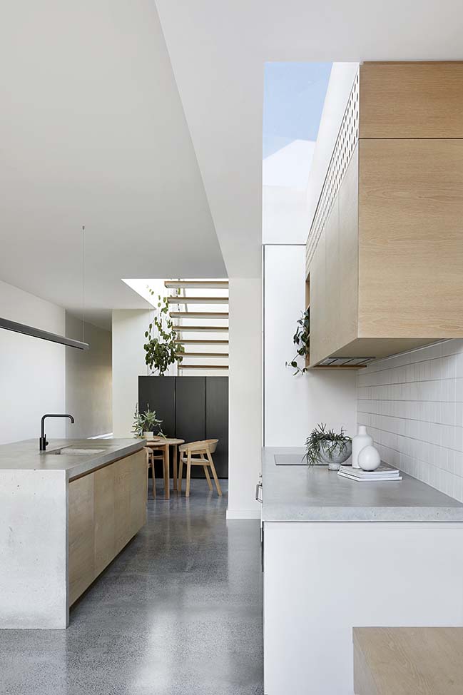 cable-house-in-melbourne-by-tom-robertson-architects-06