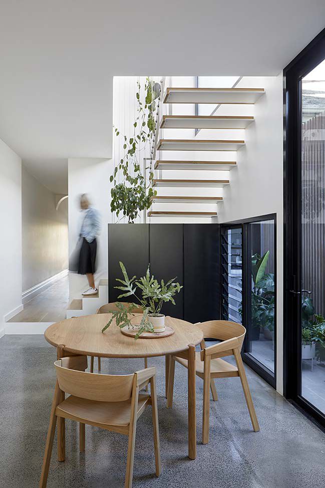 cable-house-in-melbourne-by-tom-robertson-architects-09